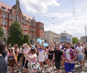 Juwenalia Śląskie 2024. Korowód przeszedł ulicami Katowic. Studenci mają klucze do miasta