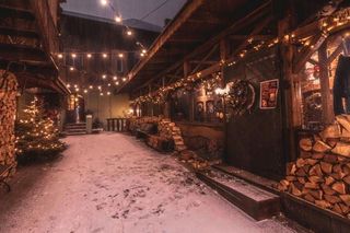 Stara Stajnia u Wojtachy. Wkrótce jej zamknięcie