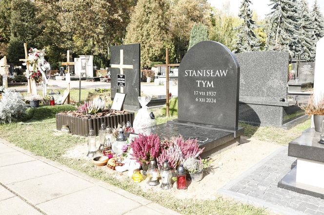 Tak wygląda grób Stanisława Tyma
