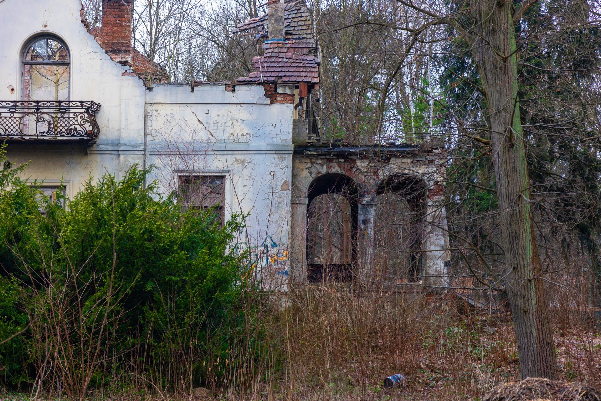 Konstancin-Jeziorna. Opuszczone wille - zobacz zdjęcia rezydencji, które kiedyś zachwycały