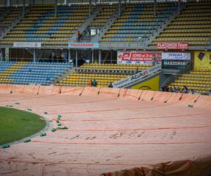 Stal Gorzów - GKM Grudziądz. Kibice przez ponad 5 godzin byli uwięzieni na stadionie, a mecz się nie odbył!