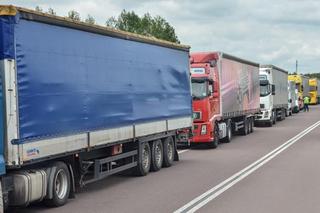 Lubelskie - kolejki tirów w Dorohusku i Hrebennem