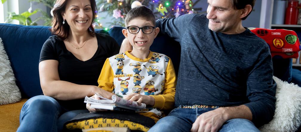  Maks Szendera zbiera na operację