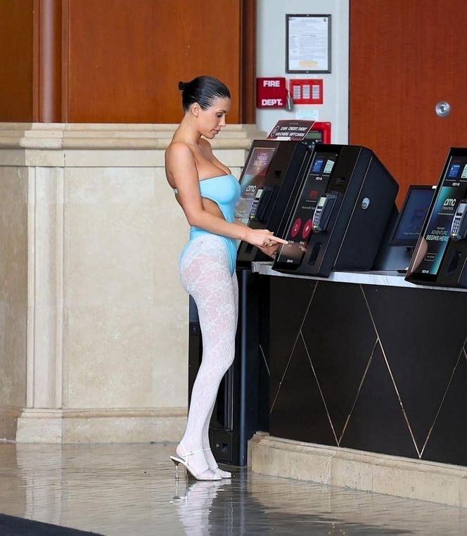 Dopiero co pękał z dumy obok rozgogolonej żony na gali. I już Kany West zapłaci Biance Censori 5 milionów za rozwód!