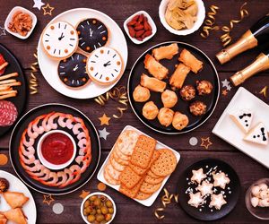 Sylwester last minute - przepisy na błyskawiczne dania na domówkę