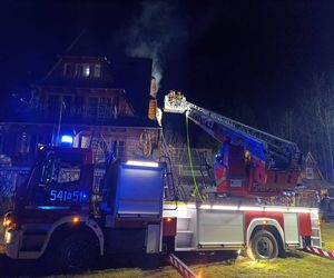 Podpaliła dom w ludźmi w środku. Było blisko tragedii 