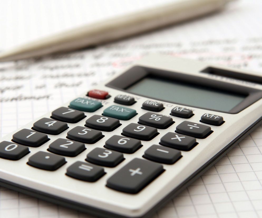 Egzamin ósmoklasisty 2025. Uczniowie zmierzyli się z matematyką. Co pojawiło się na teście?
