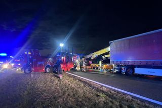 Śmiertelny wypadek na A2 w Łódzkiem. Trasa w kierunku Warszawy całkowicie zablokowana