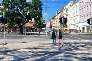Nowe przejście przez plac Zwycięstwa