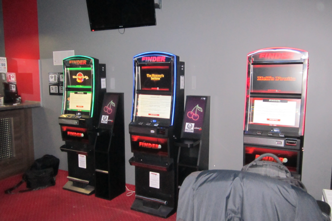 Wielkopolska: Funkcjonariusze KAS zatrzymali 36 automatów do gier hazardowych! [FOTO]