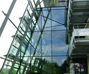 Komfort cieplny w budynku ‒ znaczenie fasad i otoczenia obiektu