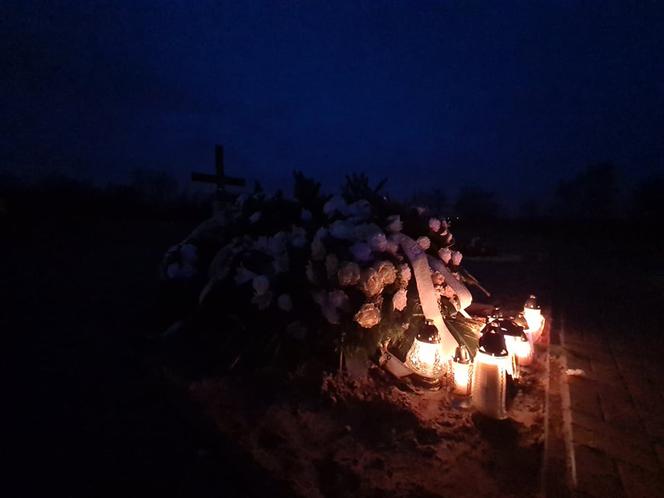 Grób Bartłomieja, który zginął, wracając ze świątecznej imprezy