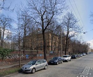 Najstraszniejszy budynek we Wrocławiu według AI