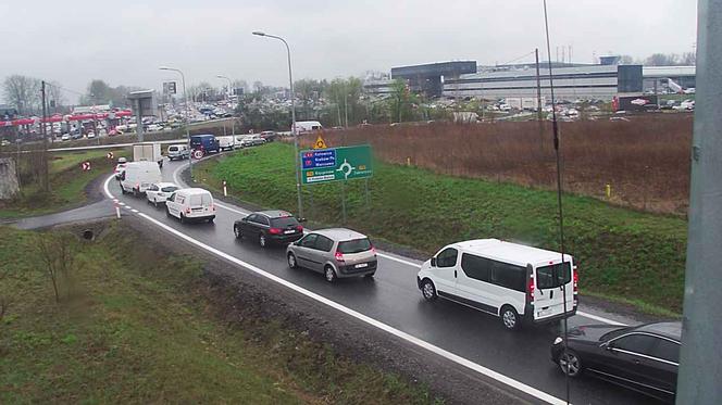 "Beton, masakra". Kraków stanął. Gigantyczne utrudnienia w mieście i na autostradzie A4