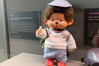 Wielki powrót kultowej pluszowej zabawki Monchhichi. Wyprze Labubu? 