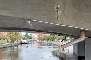 Most Bernardyński w Bydgoszczy jest częściowo zamknięty. Awarii podobno wcześniej nie dało się wykryć