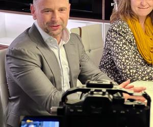 Kris Florek - polski biznesmen i celebryta z Holandii w programie Bogaty dom, biedny Polsat Cafe