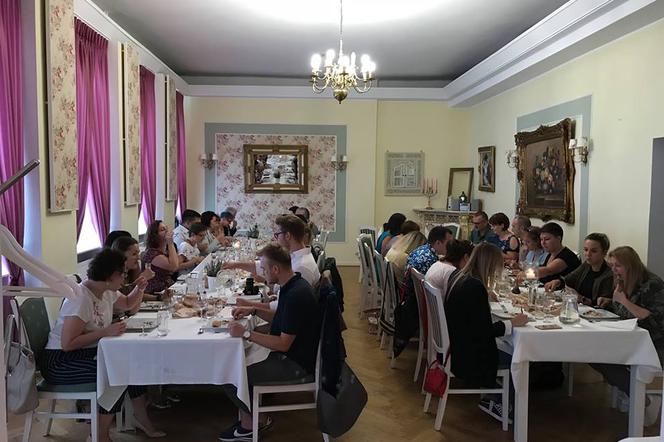 Co Polacy jedli 100 lat temu - odpowiada restauracja Avangarda [JEMY I KOMENTUJEMY]