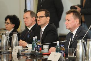 Posiedzenie RBN. Morawiecki: Materiał dowodowy pokazuje prawdopodobny przebieg wydarzeń