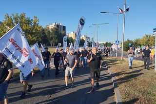 Protest górników w Jastrzębiu-Zdroju. Blokują kluczowe rondo i główne drogi