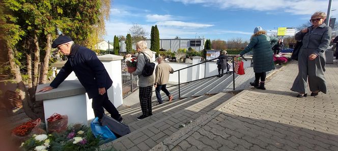 Przygotowania do Wszystkich Świętych Zamość