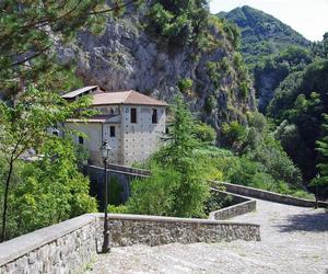 Reggio di Calabria na zdjęciach. Polecisz tam z portu Katowice Airport