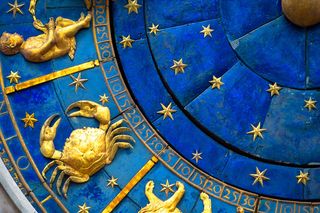 Zodiakalny Rak. Cechy charakteru, które sprawiają, że jest niezastąpiony w rodzinie i towarzystwie