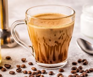 Dodaj to do kawy, aby poprawić smak i obniżyć cukier