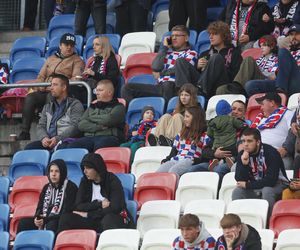 Górnik Zabrze zmierzył się z Zagłębiem Lubin. Kibice rozgrzewali piłkarzy z trybun