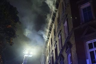 Nocny pożar poddasza w Zabrzu. Jedna osoba poszkodowana 