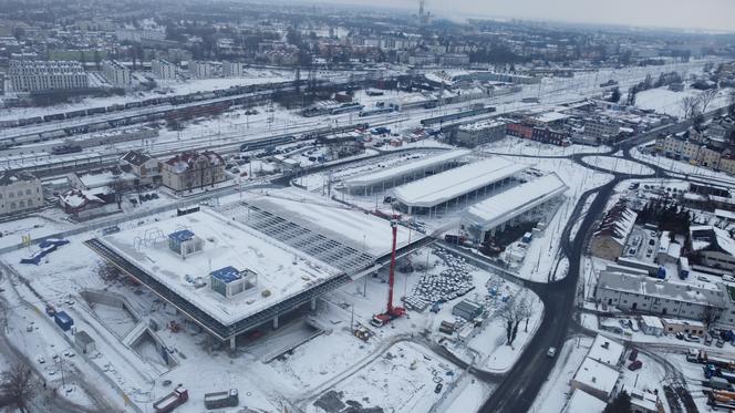 Budowa Dworca Metropolitalnego w Lublinie w zimowej odsłonie