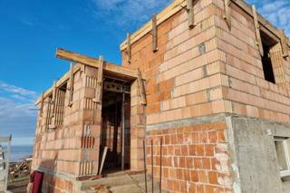 Fundacja Renovo buduje dom dla rodziny z Januszowej