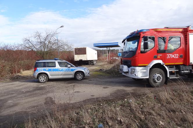 odpady na parkingach