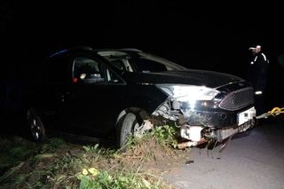 Nocny pościg za piratem drogowym zakończył się w rowie. Kolejny, którego sądowy zakaz nie powstrzymał przed kierowaniem