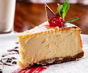 Pyszny sernik na zimno robię ze składników roślinnych. Wegański przepis podbił moje serce 