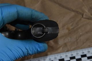 Policjanci z Grodziska Mazowieckiego pojechali do... Wadowic. Nielegalny aresnał broni zlikwidowany