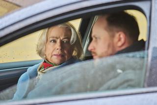 Na Wspólnej odc. 3590: Maria Zięba (Bożena Dykiel), Paweł (Grzegorz Kwiecień)