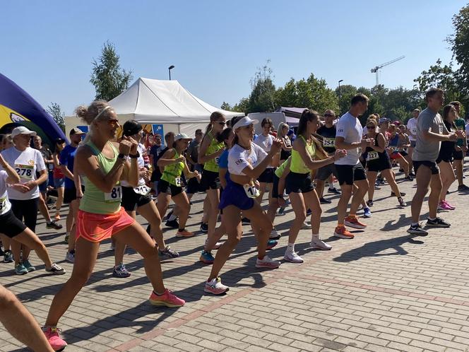 Kilometry Pomocy Michelin 2024. Sportowe emocje na plaży miejskiej w Olsztynie. Zobacz zdjęcia!