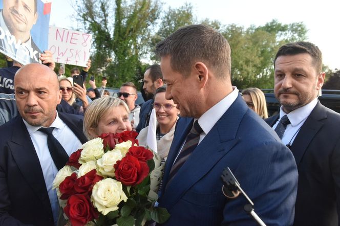 Rafał Trzaskowski, Sławomir Mentzen