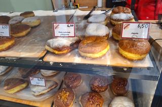 Ceny w rzeszowskich pączkarniach. Ile zapłacimy za pączka?