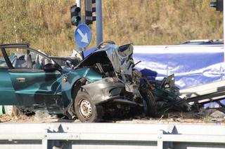 Lanos roztrzaskał się na słupie