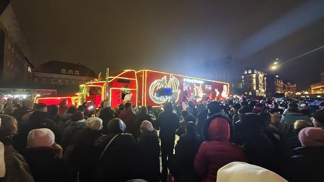 Tak prezentuje się świąteczna ciężarówka Coca-Coli. Wielki truck przyjechał do Wrocławia