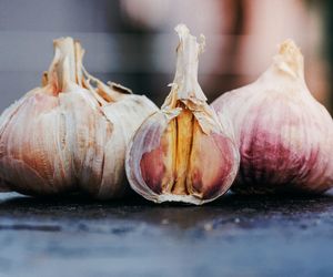 Jak przechowywać czosnek? Sprawdzone sposoby, by dłużej zachował świeżość