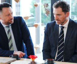 Barwy szczęścia odc. 3185. Maciej Wilk (Adam Szczyszczaj), Szczepan Krajewski (Robert Gulaczyk)