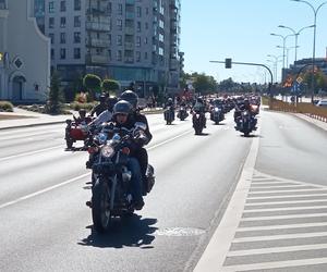 Setki motocyklistów przejechało przez centrum Białegostoku. Zobacz zdjęcia z Wielkiej Parady Motocyklowej [GALERIA]