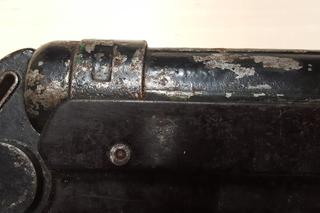 Broń maszynowa znaleziona w opuszczonym domu. Niemcy używali jej w czasie wojny