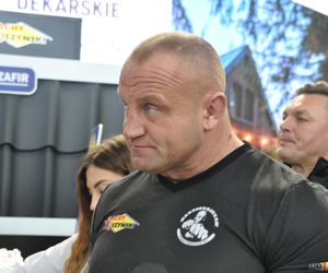 Słynny strongman i zawodnik MMA ma urodziny. Co o nim wiesz?