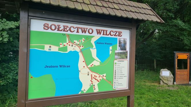 Wieś Wilcze leży na granicy dwóch województw