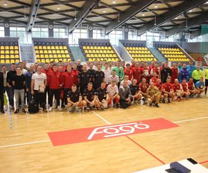 Drużyny eliminacji strefowych Mistrzostw Wielkopolski Strażaków w Piłce Nożnej Halowej