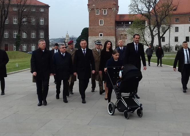 Prezydent Duda, Marta Kaczyńska, jej rodzina i goście